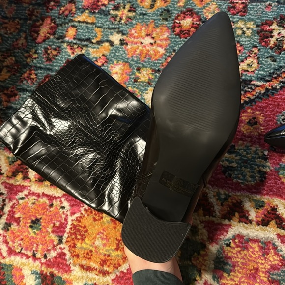 Knee High Black Crocodile Boots - Picture 8 of 10